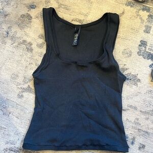 SKIMS stretch cotton rib tank, size: small, color: soot